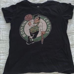 Women’s Boston Celtics tee